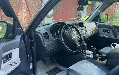 Mitsubishi Pajero IV, 2007 год, 1 630 000 рублей, 6 фотография