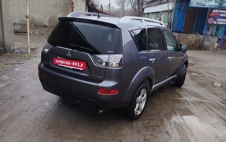 Mitsubishi Outlander III рестайлинг 3, 2008 год, 900 000 рублей, 4 фотография