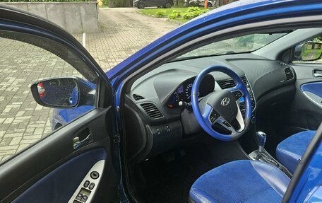 Hyundai Solaris II рестайлинг, 2012 год, 830 000 рублей, 9 фотография