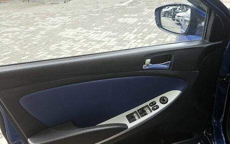 Hyundai Solaris II рестайлинг, 2012 год, 830 000 рублей, 11 фотография