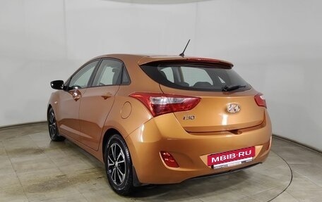 Hyundai i30 II рестайлинг, 2015 год, 1 099 000 рублей, 4 фотография