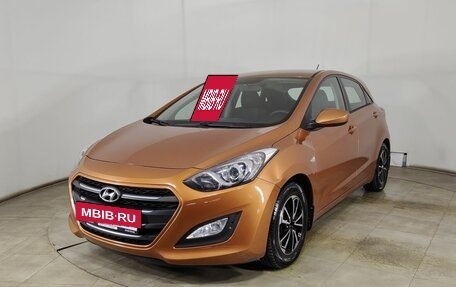 Hyundai i30 II рестайлинг, 2015 год, 1 099 000 рублей, 2 фотография