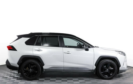Toyota RAV4, 2021 год, 3 970 000 рублей, 4 фотография