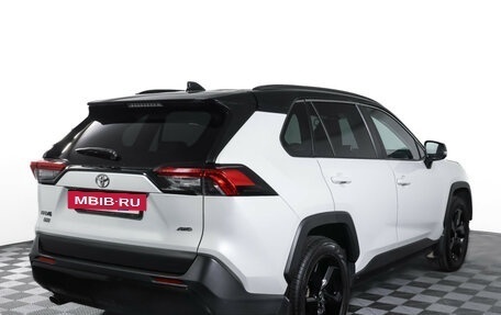 Toyota RAV4, 2021 год, 3 970 000 рублей, 5 фотография