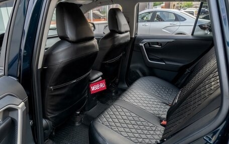 Toyota RAV4, 2020 год, 3 649 000 рублей, 11 фотография