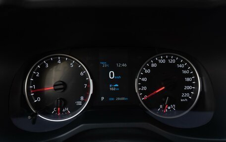 Toyota RAV4, 2020 год, 3 649 000 рублей, 23 фотография