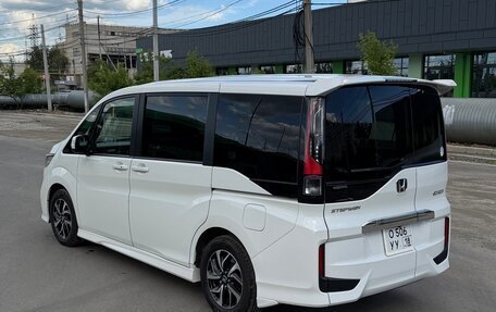 Honda Stepwgn IV, 2017 год, 2 290 000 рублей, 16 фотография