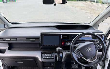 Honda Stepwgn IV, 2017 год, 2 290 000 рублей, 19 фотография