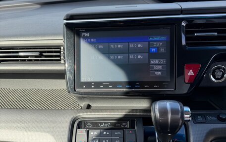 Honda Stepwgn IV, 2017 год, 2 290 000 рублей, 27 фотография