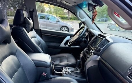 Toyota Land Cruiser 200, 2014 год, 3 850 000 рублей, 8 фотография