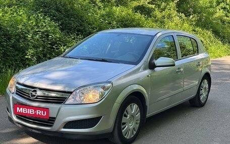 Opel Astra H, 2008 год, 650 000 рублей, 2 фотография