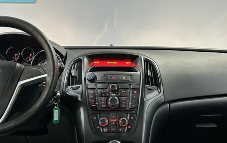 Opel Astra J, 2011 год, 623 000 рублей, 18 фотография