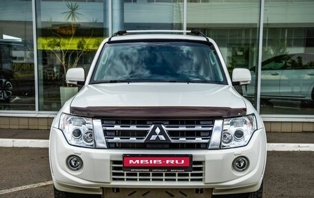 Mitsubishi Pajero IV, 2013 год, 2 478 000 рублей, 2 фотография