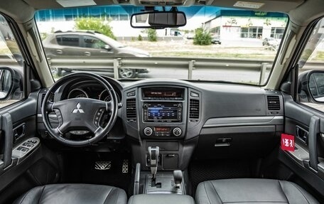 Mitsubishi Pajero IV, 2013 год, 2 478 000 рублей, 13 фотография