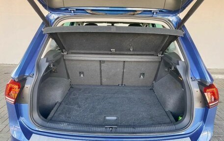 Volkswagen Tiguan II, 2018 год, 2 250 000 рублей, 19 фотография