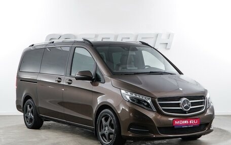 Mercedes-Benz V-Класс, 2017 год, 4 549 050 рублей, 1 фотография