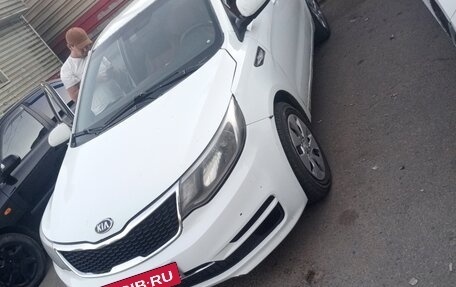 KIA Rio III рестайлинг, 2015 год, 300 000 рублей, 1 фотография