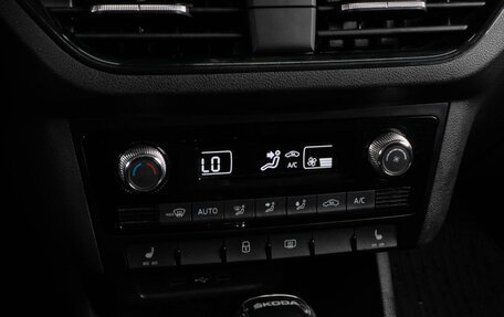 Skoda Rapid II, 2021 год, 1 637 000 рублей, 8 фотография