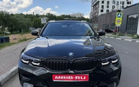 BMW 3 серия, 2018 год, 4 440 000 рублей, 1 фотография