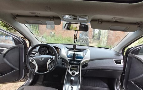 Hyundai Avante, 2011 год, 800 000 рублей, 16 фотография