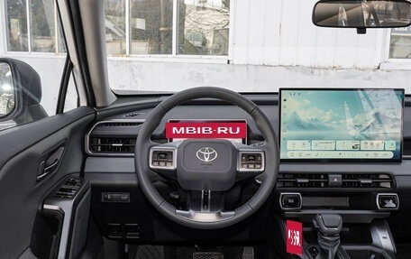 Toyota RAV4, 2026 год, 3 549 000 рублей, 9 фотография