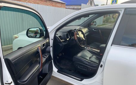 Toyota Highlander III, 2012 год, 2 150 000 рублей, 7 фотография