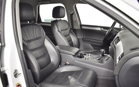 Volkswagen Touareg III, 2012 год, 2 499 900 рублей, 8 фотография
