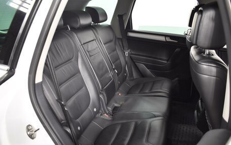 Volkswagen Touareg III, 2012 год, 2 499 900 рублей, 7 фотография