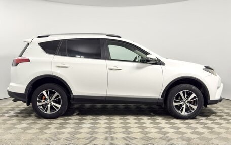 Toyota RAV4, 2017 год, 2 447 200 рублей, 5 фотография