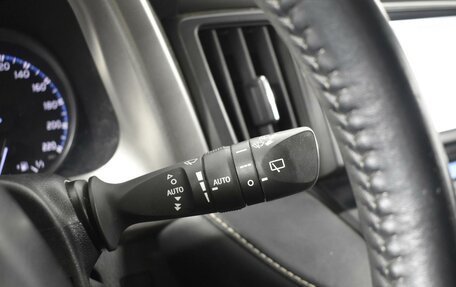 Toyota RAV4, 2017 год, 2 447 200 рублей, 17 фотография