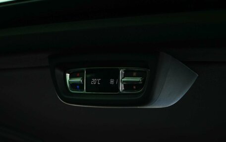 Mercedes-Benz V-Класс, 2017 год, 4 549 050 рублей, 18 фотография
