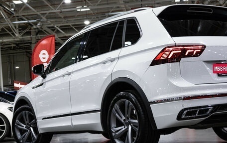 Volkswagen Tiguan II, 2021 год, 3 349 700 рублей, 13 фотография