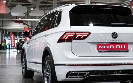Volkswagen Tiguan II, 2021 год, 3 349 700 рублей, 11 фотография