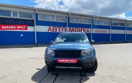 Renault Duster I рестайлинг, 2012 год, 870 000 рублей, 2 фотография