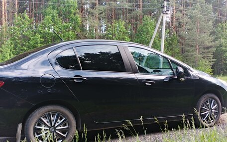 Peugeot 408 I рестайлинг, 2014 год, 665 000 рублей, 3 фотография