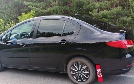 Peugeot 408 I рестайлинг, 2014 год, 665 000 рублей, 2 фотография