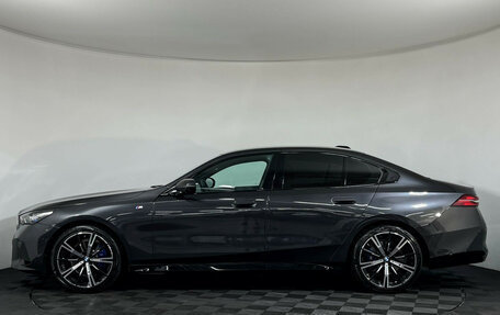 BMW 5 серия, 2025 год, 8 590 000 рублей, 6 фотография