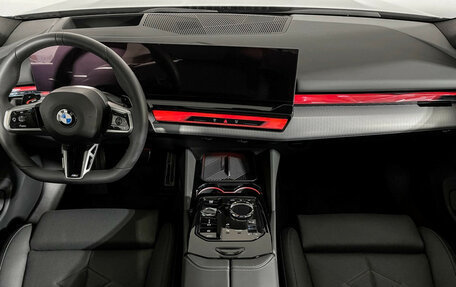 BMW 5 серия, 2025 год, 8 590 000 рублей, 12 фотография