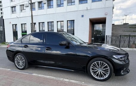 BMW 3 серия, 2018 год, 4 440 000 рублей, 3 фотография
