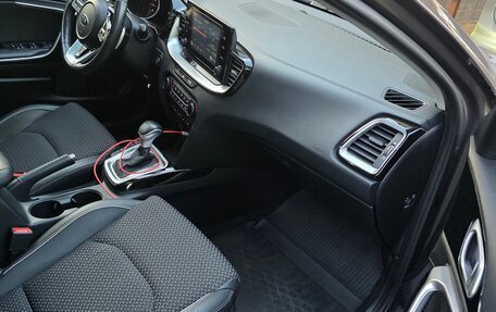 KIA cee'd III, 2021 год, 1 800 000 рублей, 14 фотография