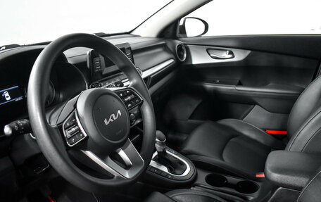 KIA K3, 2021 год, 1 785 000 рублей, 10 фотография