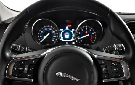 Jaguar F-Pace, 2019 год, 3 440 000 рублей, 19 фотография