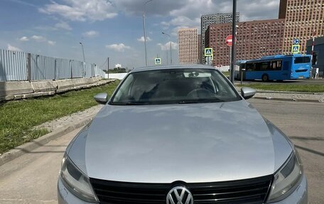Volkswagen Jetta VI, 2013 год, 999 999 рублей, 1 фотография