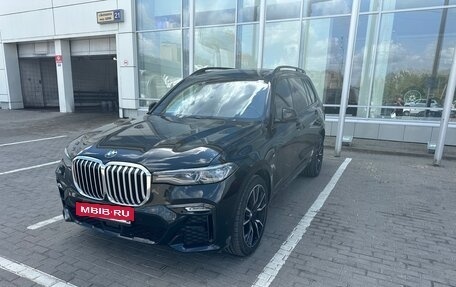 BMW X7, 2021 год, 9 000 000 рублей, 2 фотография