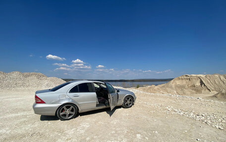 Mercedes-Benz C-Класс, 2001 год, 365 000 рублей, 2 фотография
