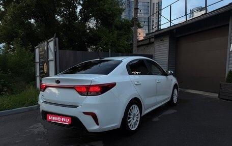 KIA Rio IV, 2019 год, 1 330 000 рублей, 5 фотография
