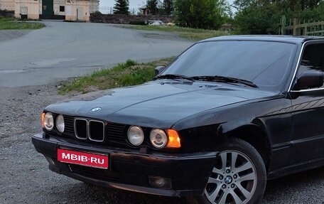 BMW 5 серия, 1991 год, 355 000 рублей, 1 фотография