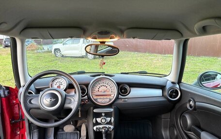 MINI Hatch, 2009 год, 450 000 рублей, 30 фотография