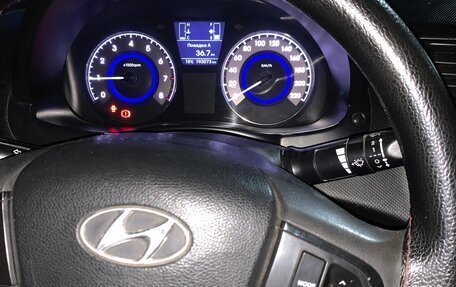 Hyundai Solaris II рестайлинг, 2014 год, 680 000 рублей, 7 фотография