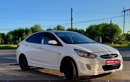 Hyundai Solaris II рестайлинг, 2014 год, 680 000 рублей, 4 фотография